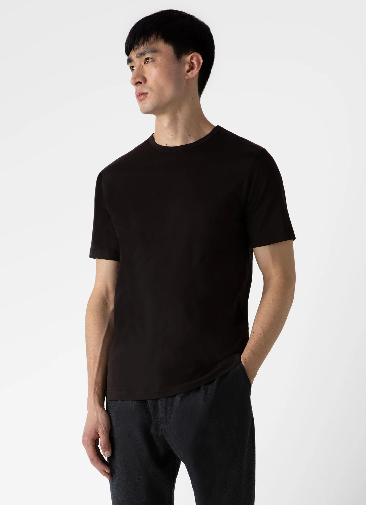 Men's Classic T-shirt in Coffee