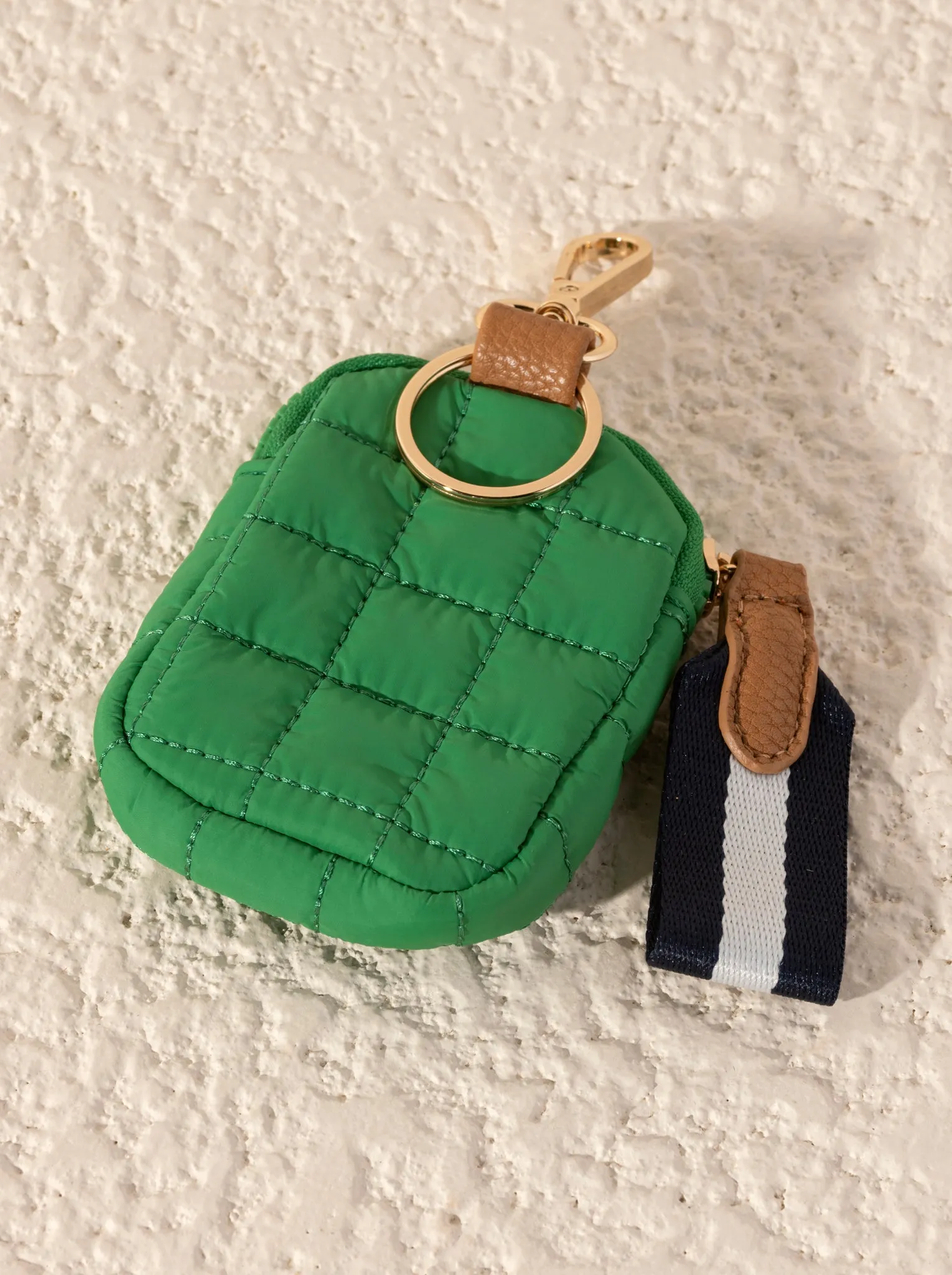 Shiraleah Ezra Quilted Nylon Clip-On Pouch, Green