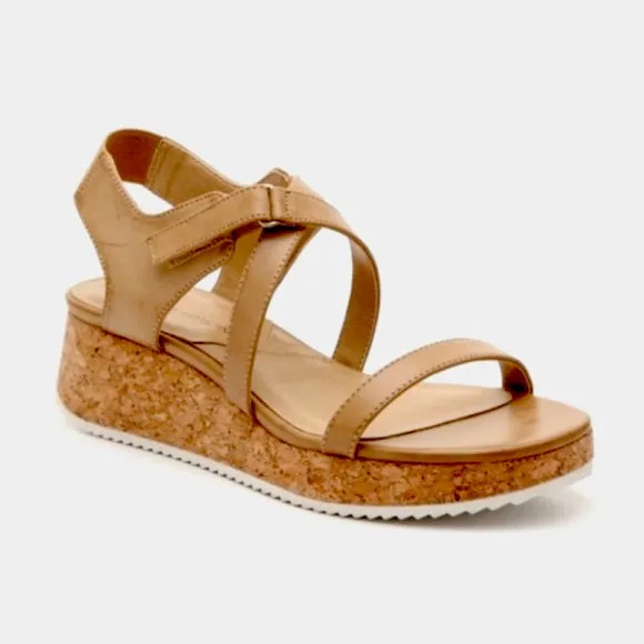 Women's Adrienne Vittadini  •Cassio• Sandal